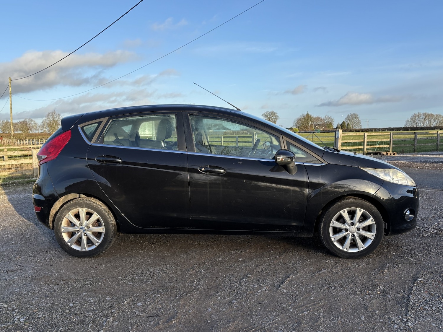 Used Ford Fiesta 2009 for sale - 77584488: Photo 4