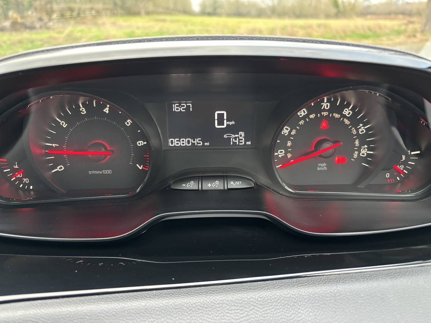 Used Peugeot 208 2013 for sale - 77548301: Photo 26