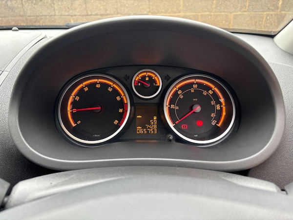 Used Vauxhall Corsa 2012 for sale - 76211940: Photo 23
