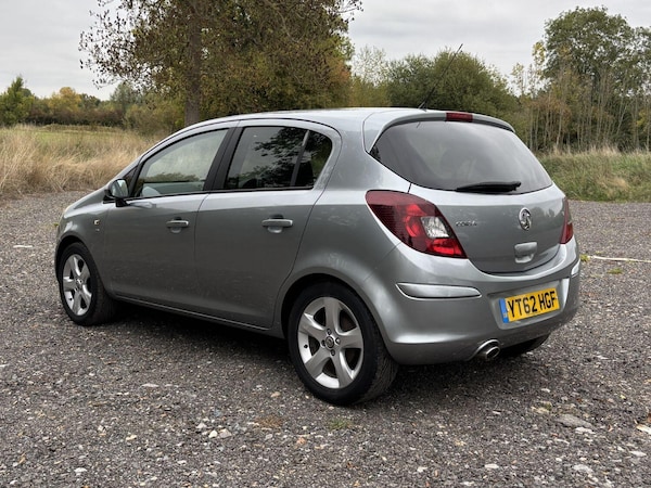 Used Vauxhall Corsa 2012 for sale - 76211940: Photo 3