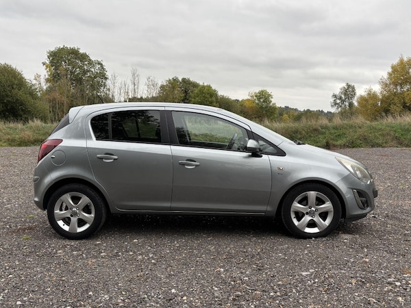 Used Vauxhall Corsa 2012 for sale - 76211940: Photo 9
