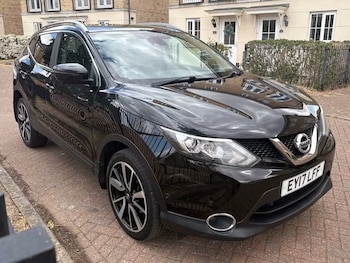 Used Nissan Qashqai 2017 for sale - 79391738: Photo