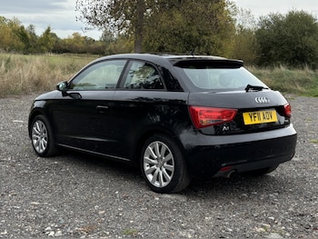 Used Audi A1 2011 for sale - 76237186: Photo
