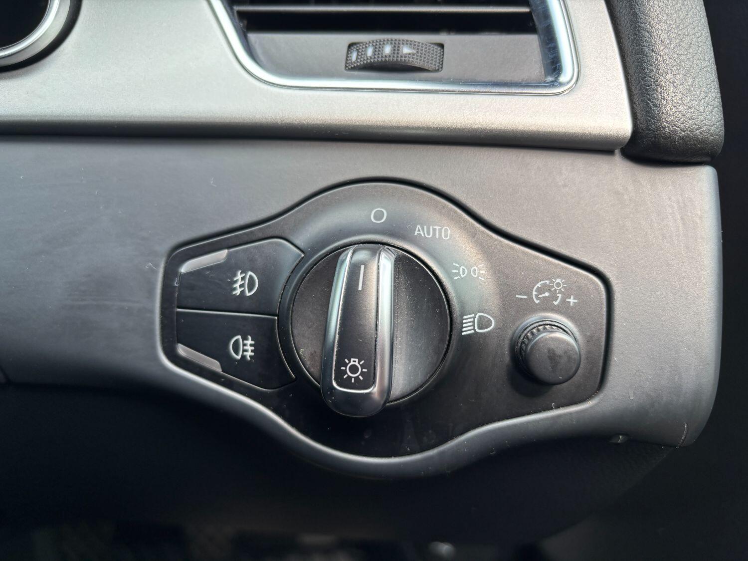 Used Audi A5 2009 for sale - 76358032: Photo 41