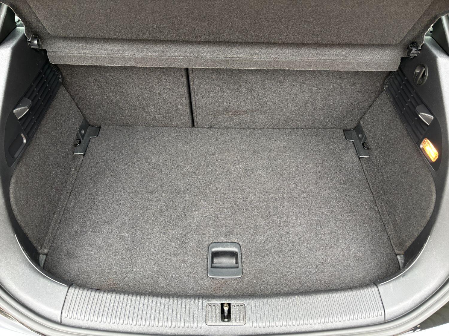 Used Audi A1 2011 for sale - 76198303: Photo 24