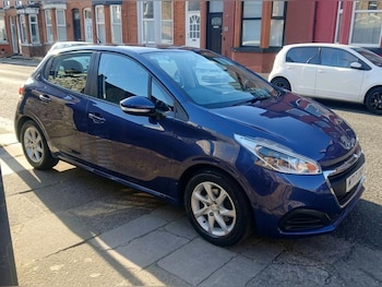 Used Peugeot 208 2017 for sale - 78659828: Photo