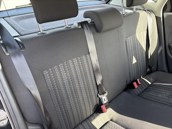 Used Volkswagen Polo 2015 for sale - 78213618: Photo