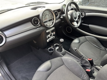 Used MINI Hatch 2010 for sale - 76596564: Photo