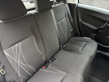 Used Peugeot 208 2015 for sale - 76536748: Photo