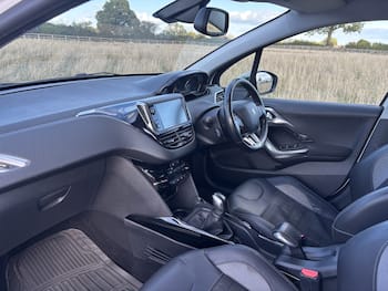 Used Peugeot 2008 2016 for sale - 79819634: Photo