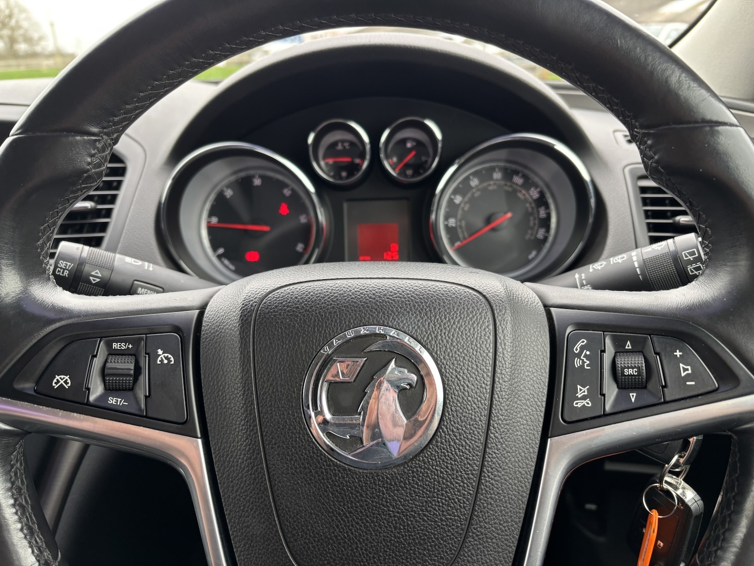 Used Vauxhall Insignia 2011 for sale - 78197938: Photo 28