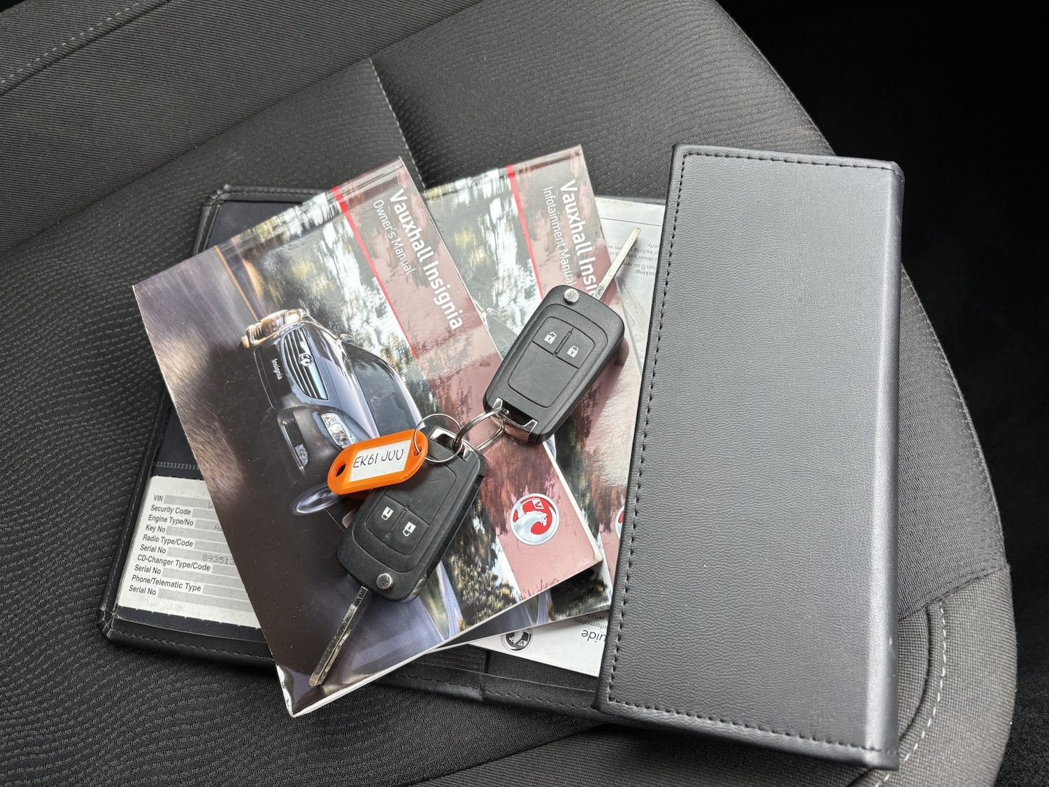 Used Vauxhall Insignia 2011 for sale - 78197938: Photo 32