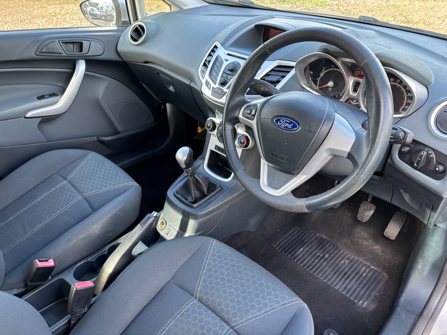 Used Ford Fiesta 2011 for sale - 77101376: Photo 22