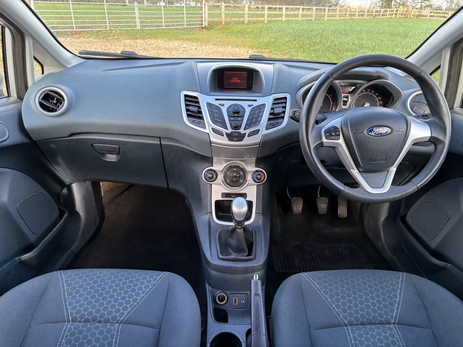 Used Ford Fiesta 2011 for sale - 77101376: Photo 23