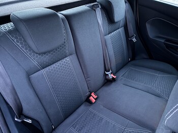 Used Ford Fiesta 2011 for sale - 77101376: Photo