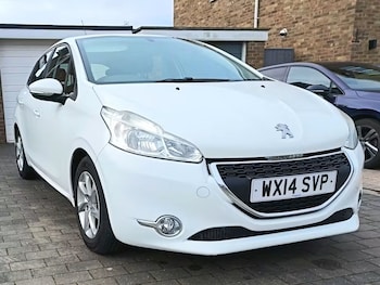 Used Peugeot 208 2014 for sale - 78242671: Photo