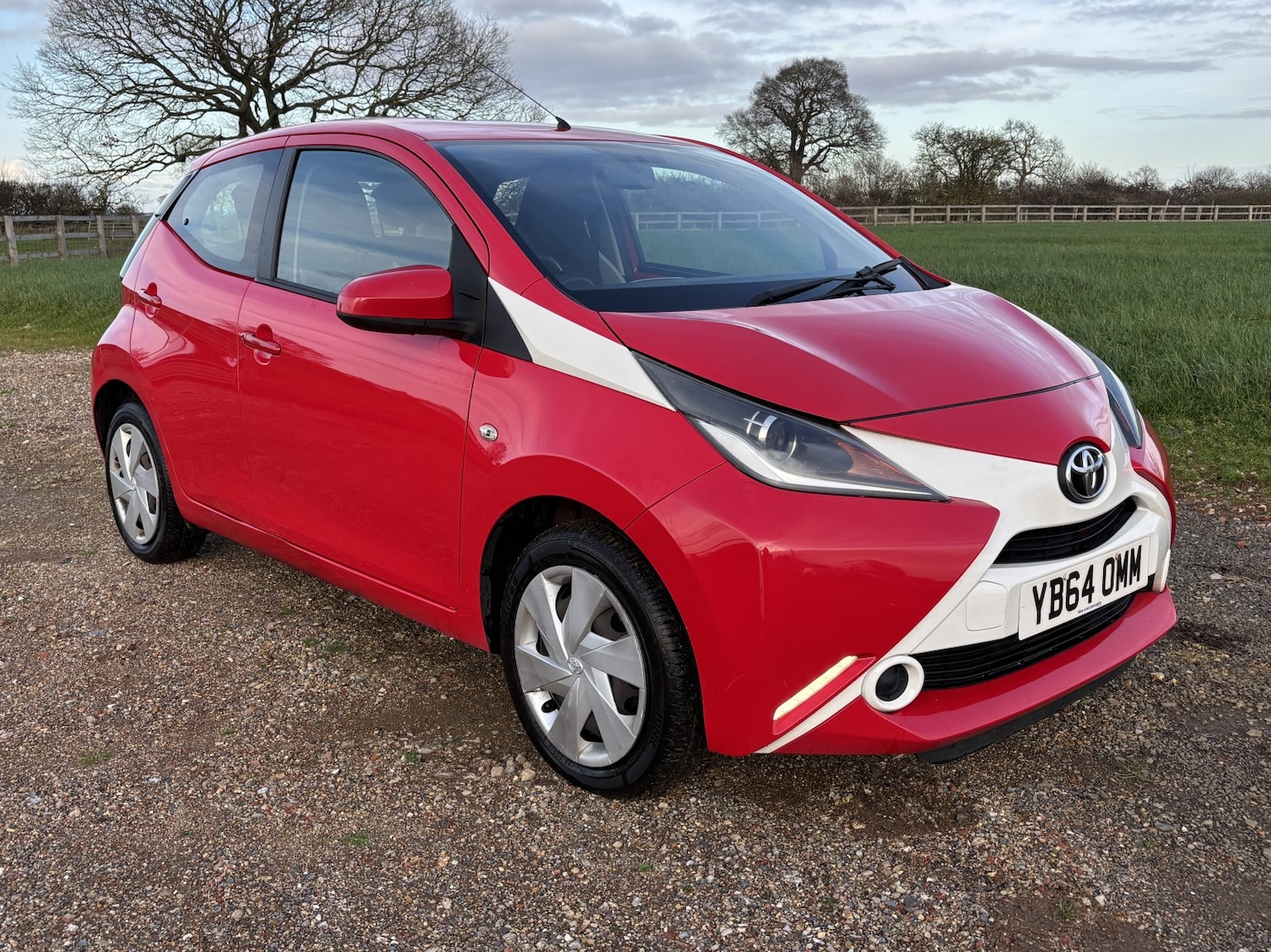 Used Toyota AYGO 2014 for sale - 77201250: Photo 10
