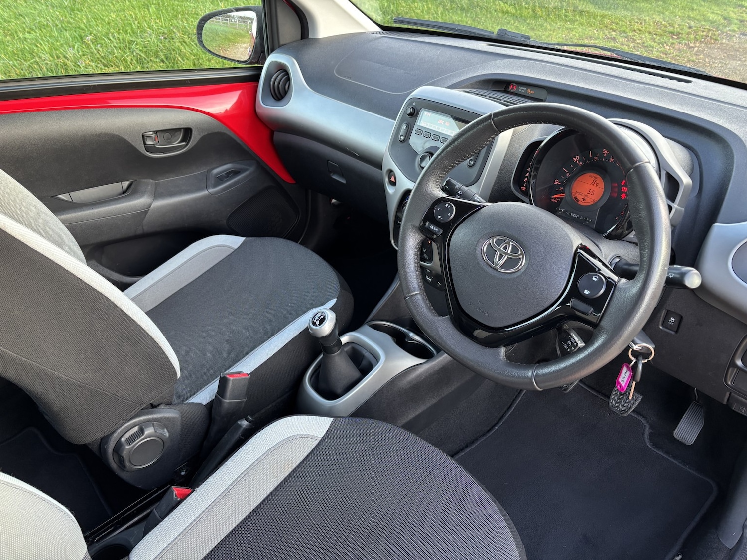 Used Toyota AYGO 2014 for sale - 77201250: Photo 22