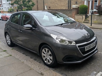 Used Peugeot 208 2015 for sale - 78646811: Photo
