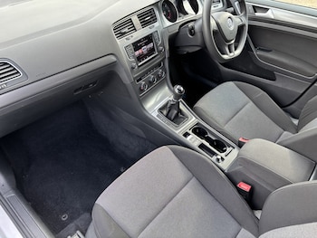 Used Volkswagen Golf 2016 for sale - 78599635: Photo