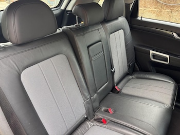 Used Vauxhall Antara 2013 for sale - 76107381: Photo