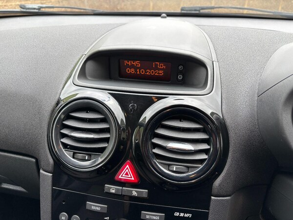 Used Vauxhall Corsa 2013 for sale - 76211748: Photo 28