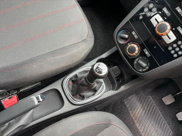 Used Vauxhall Corsa 2013 for sale - 76211748: Photo 30