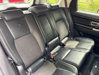 Used Land Rover Discovery Sport 2016 for sale - 77555053: Photo