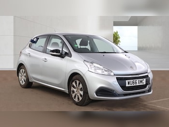 Used Peugeot 208 2016 for sale - 78433828: Photo