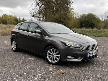 2016 - 1.0 T EcoBoost Titanium 5-Door