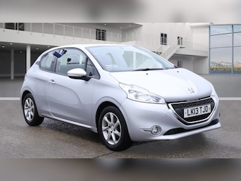 Peugeot - 208