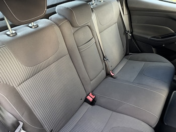 Used Ford Focus 2012 for sale - 76963240: Photo