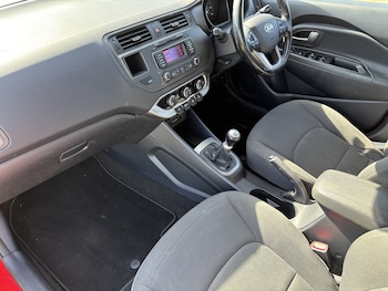 Used Kia Rio 2013 for sale - 77807180: Photo