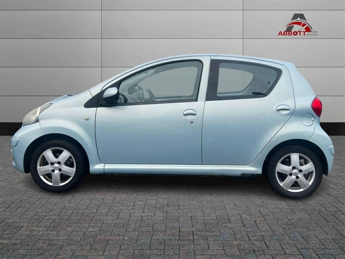 Used Toyota AYGO 2005 for sale - 77137750: Photo 4
