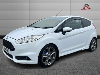 Used Ford Fiesta 2014 for sale - 79173404: Photo
