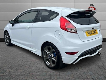 Used Ford Fiesta 2014 for sale - 79173404: Photo
