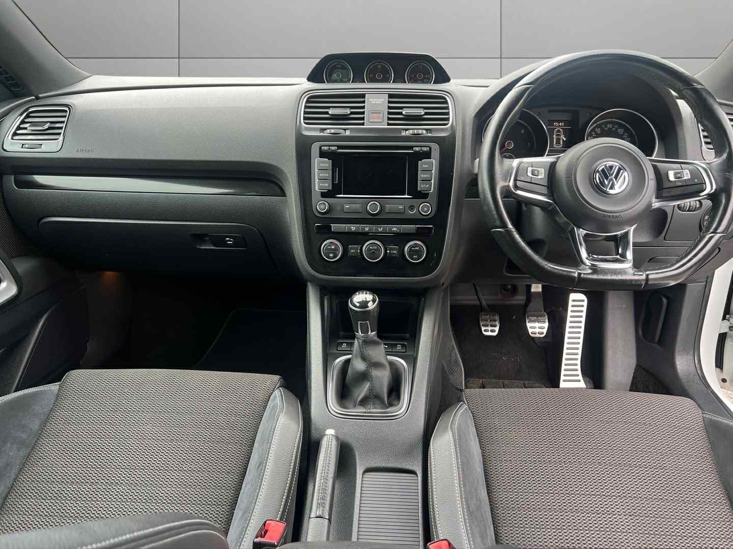 Used Volkswagen Scirocco 2015 for sale - 76170921: Photo 11