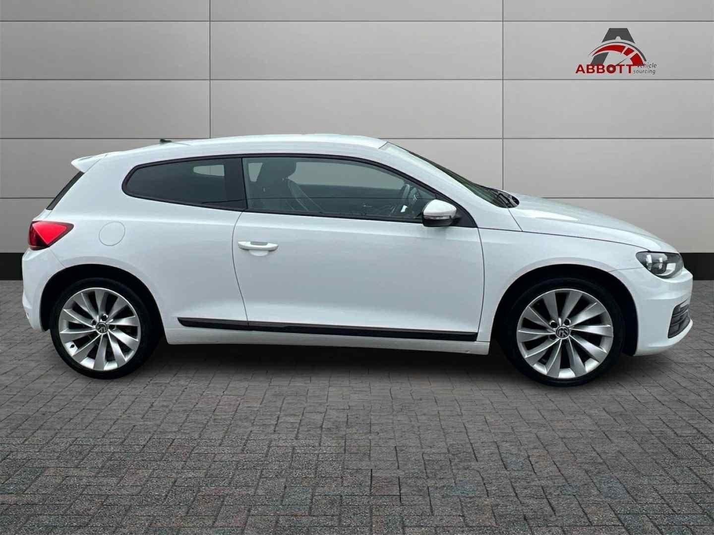 Used Volkswagen Scirocco 2015 for sale - 76170921: Photo 5