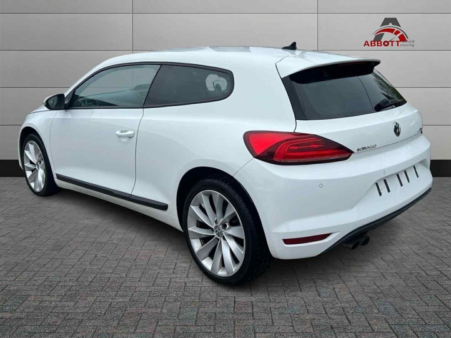 Used Volkswagen Scirocco 2015 for sale - 76170921: Photo 7
