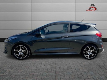 Used Ford Fiesta 2018 for sale - 75702941: Photo