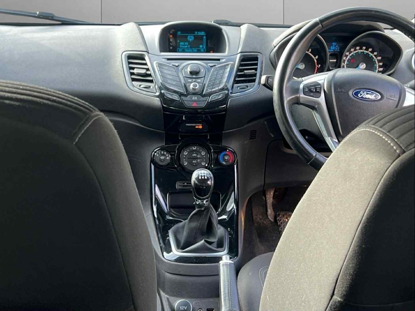 Used Ford Fiesta 2013 for sale - 76437055: Photo 9