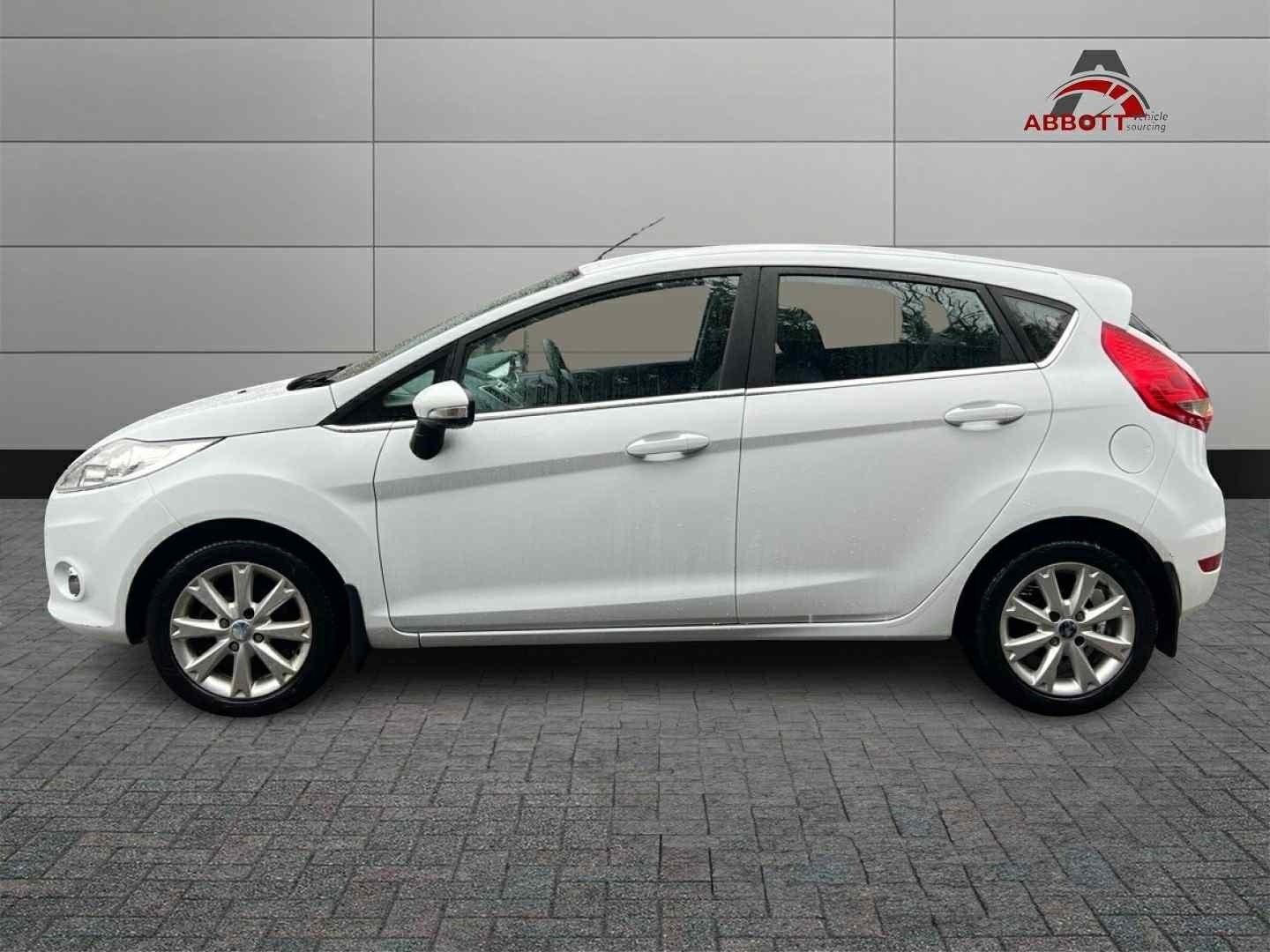 Used Ford Fiesta 2010 for sale - 75751032: Photo 5