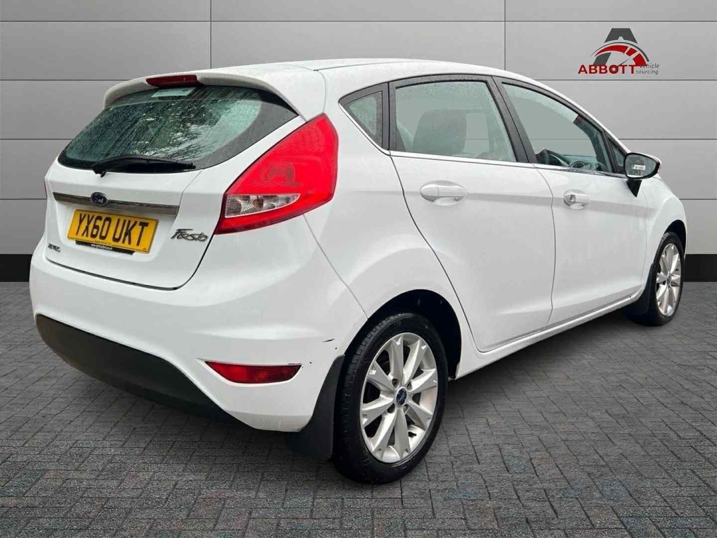 Used Ford Fiesta 2010 for sale - 75751032: Photo 8