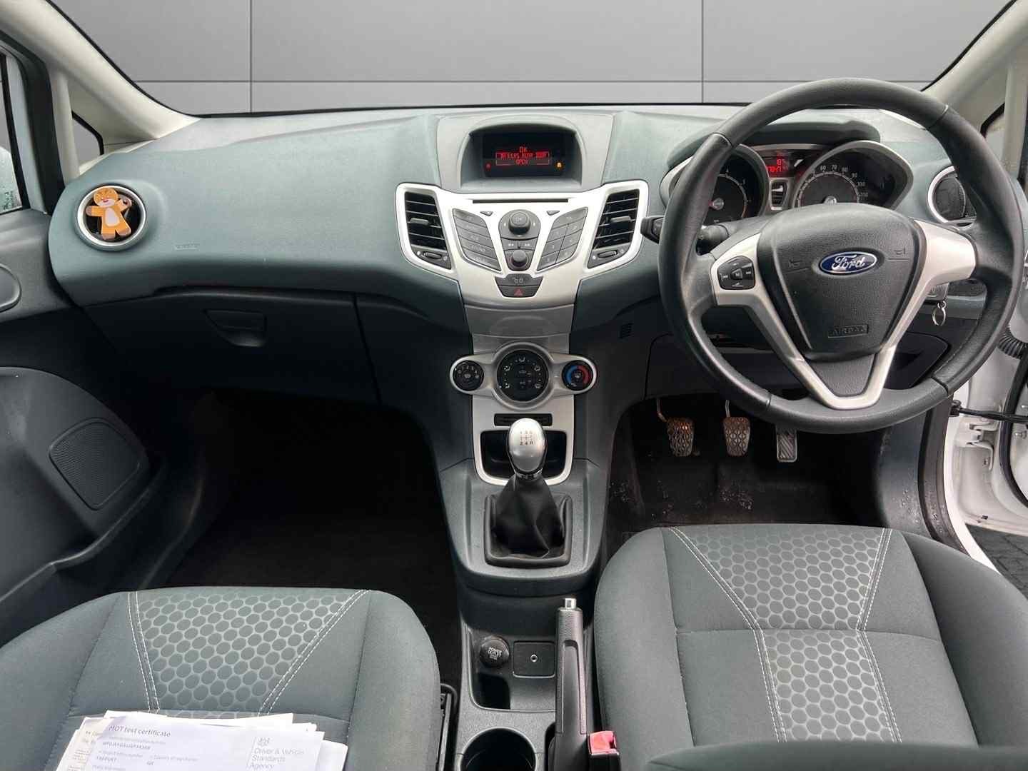 Used Ford Fiesta 2010 for sale - 75751032: Photo 9