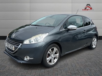 Used Peugeot 208 2013 for sale - 79327266: Photo