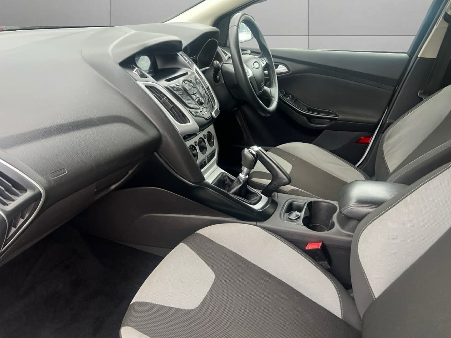 Used Ford Focus 2013 for sale - 76931683: Photo 12