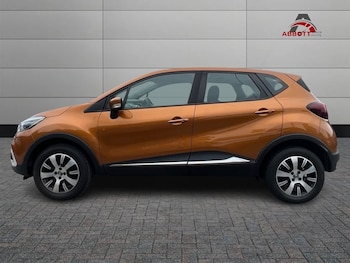 Used Renault Captur 2017 for sale - 79168293: Photo