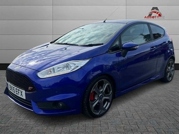 2015 (15) - 1.6 EcoBoost ST-3 3dr