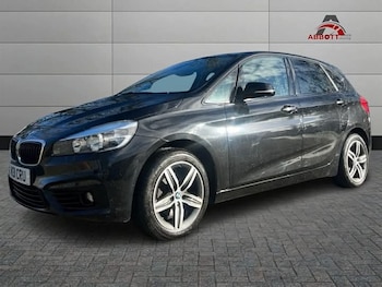 Used BMW 2 Series 2015 for sale - 77251520: Photo