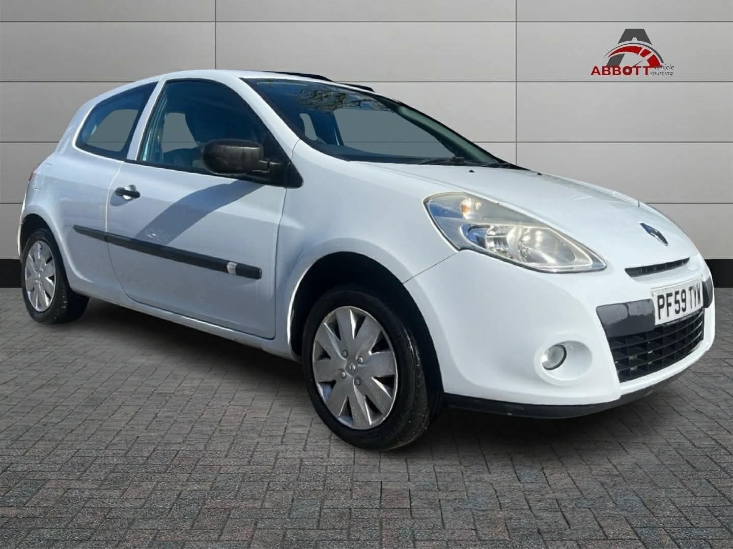 Used Renault Clio 2010 for sale - 77891767: Photo 3